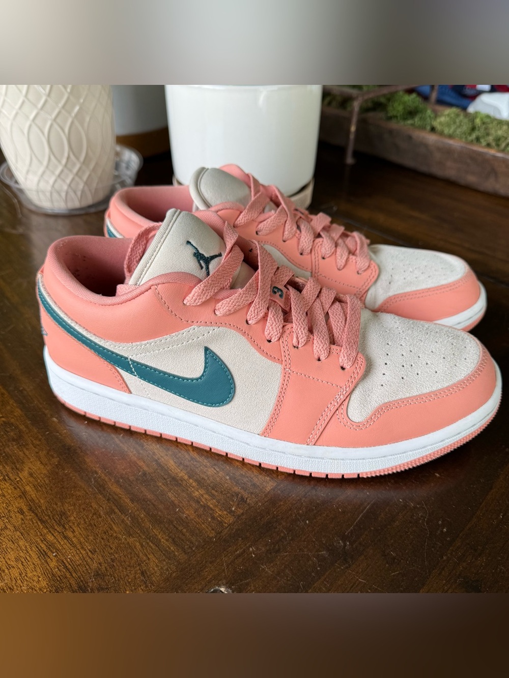 Nike Air Jordan 1 Low Light Madder Root Teal Sneakers Womens size 9